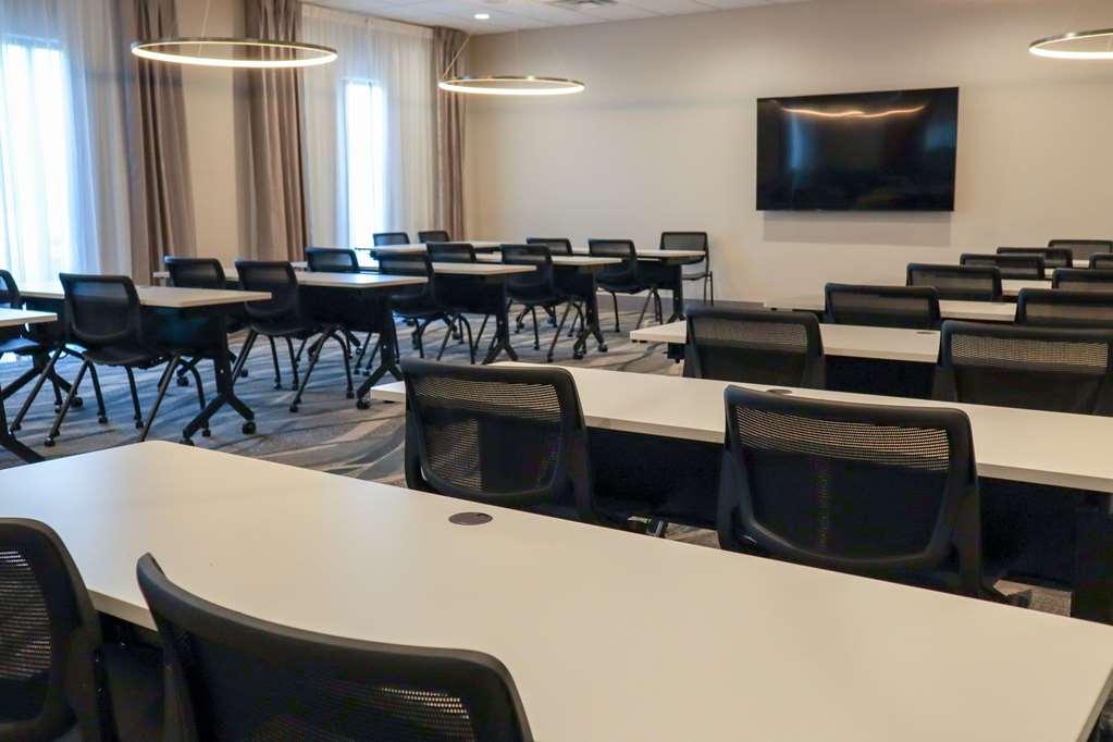 盖恩斯维尔大学附近凯富套房酒店 设施 照片